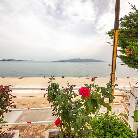 Apartments Cikuli ซารานเดอ ภายนอก รูปภาพ