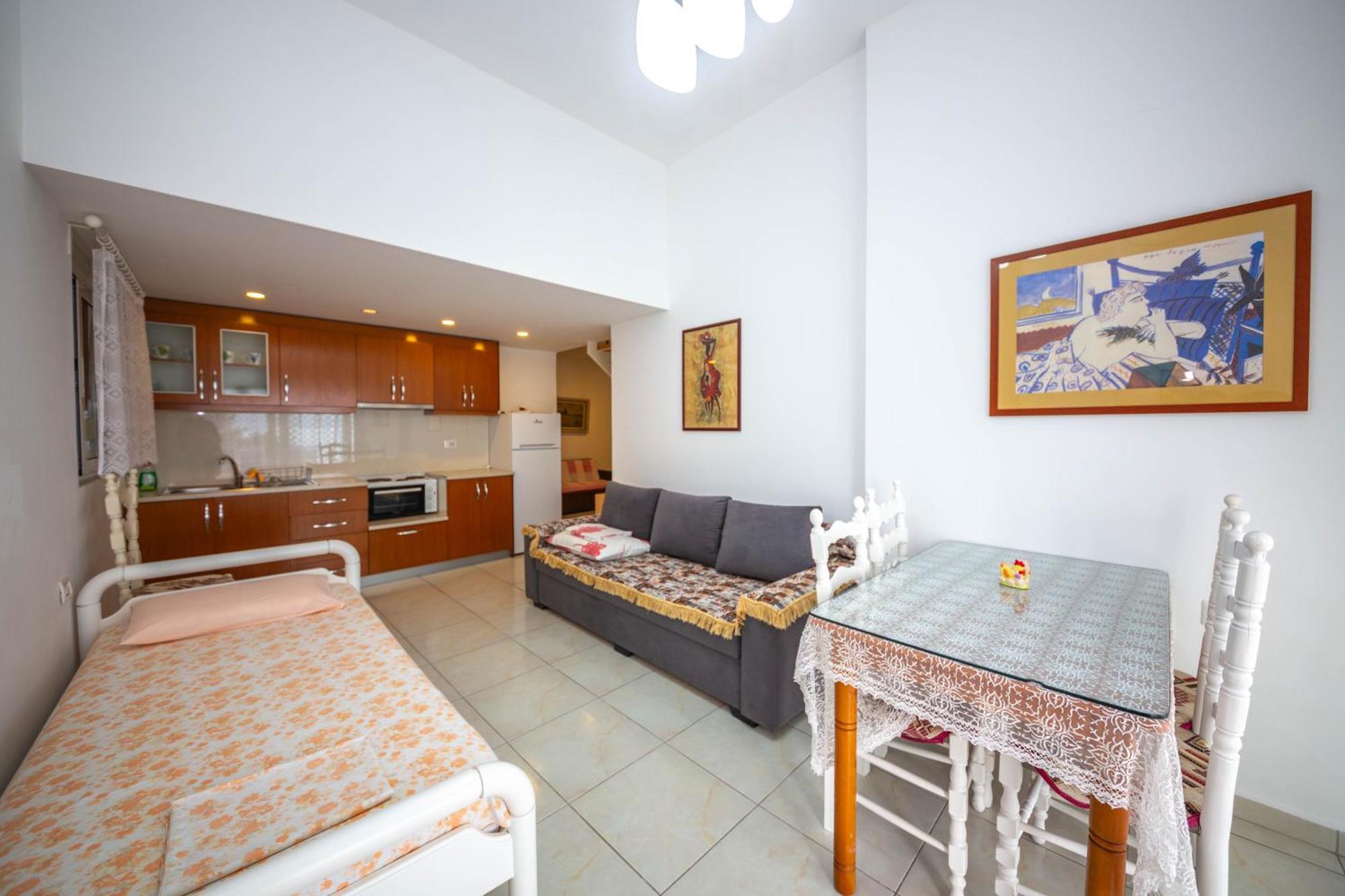Apartments Cikuli ซารานเดอ ภายนอก รูปภาพ