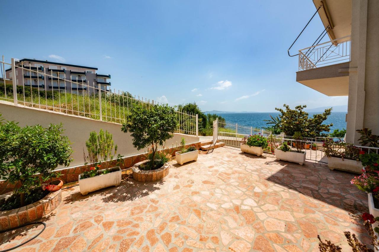Apartments Cikuli ซารานเดอ ภายนอก รูปภาพ
