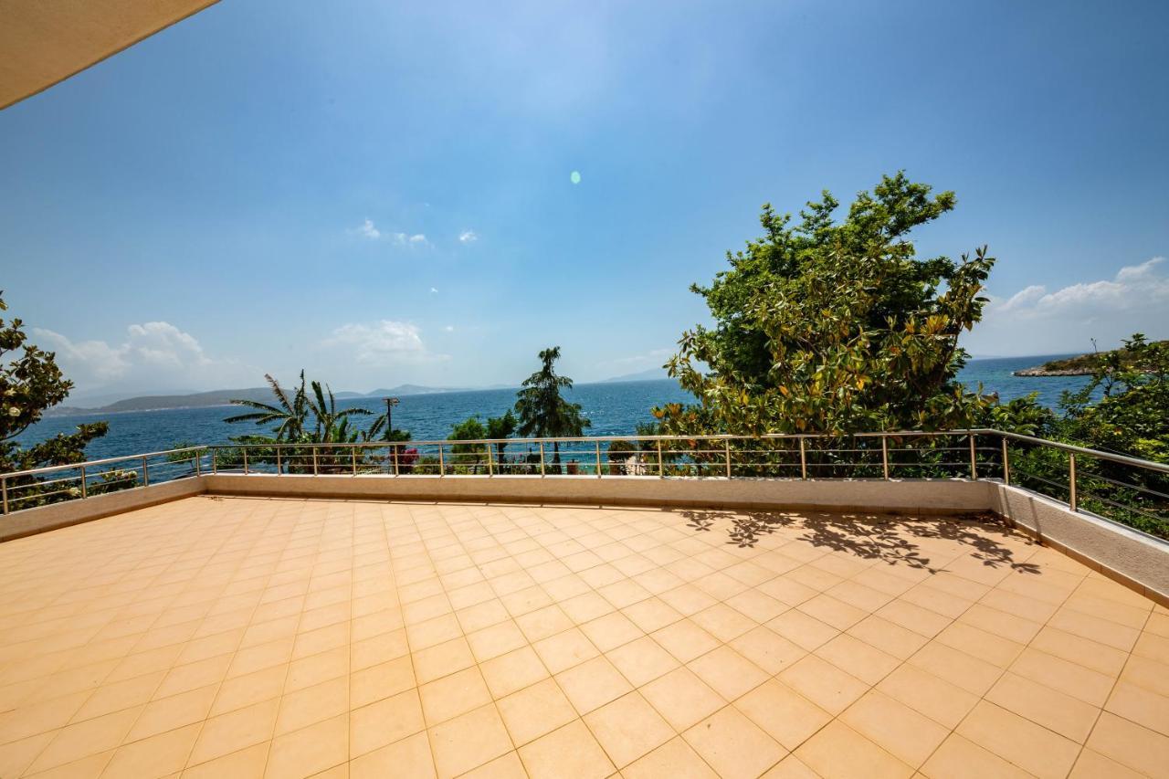 Apartments Cikuli ซารานเดอ ภายนอก รูปภาพ